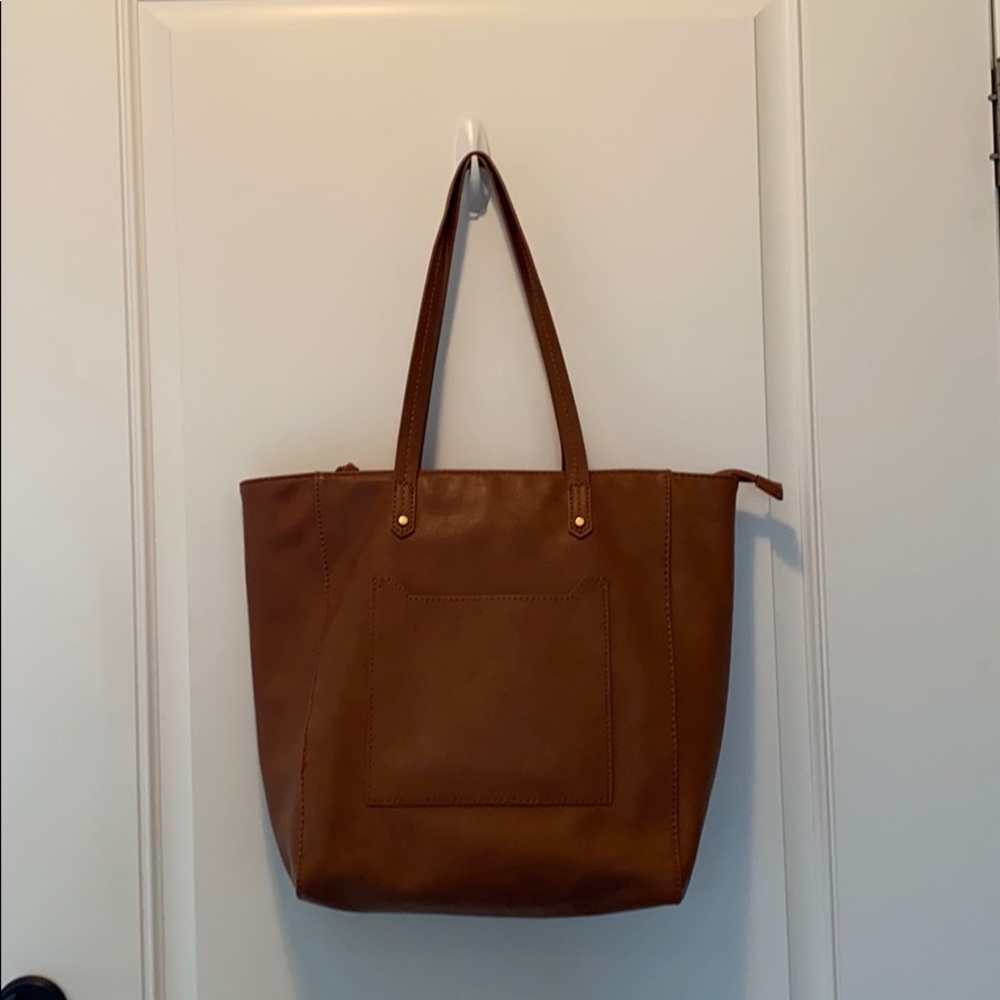 Universal Thread Tote
